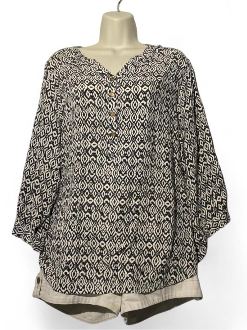 Rebecca Malone Black and Cream Geometric Button-Up Tunic
